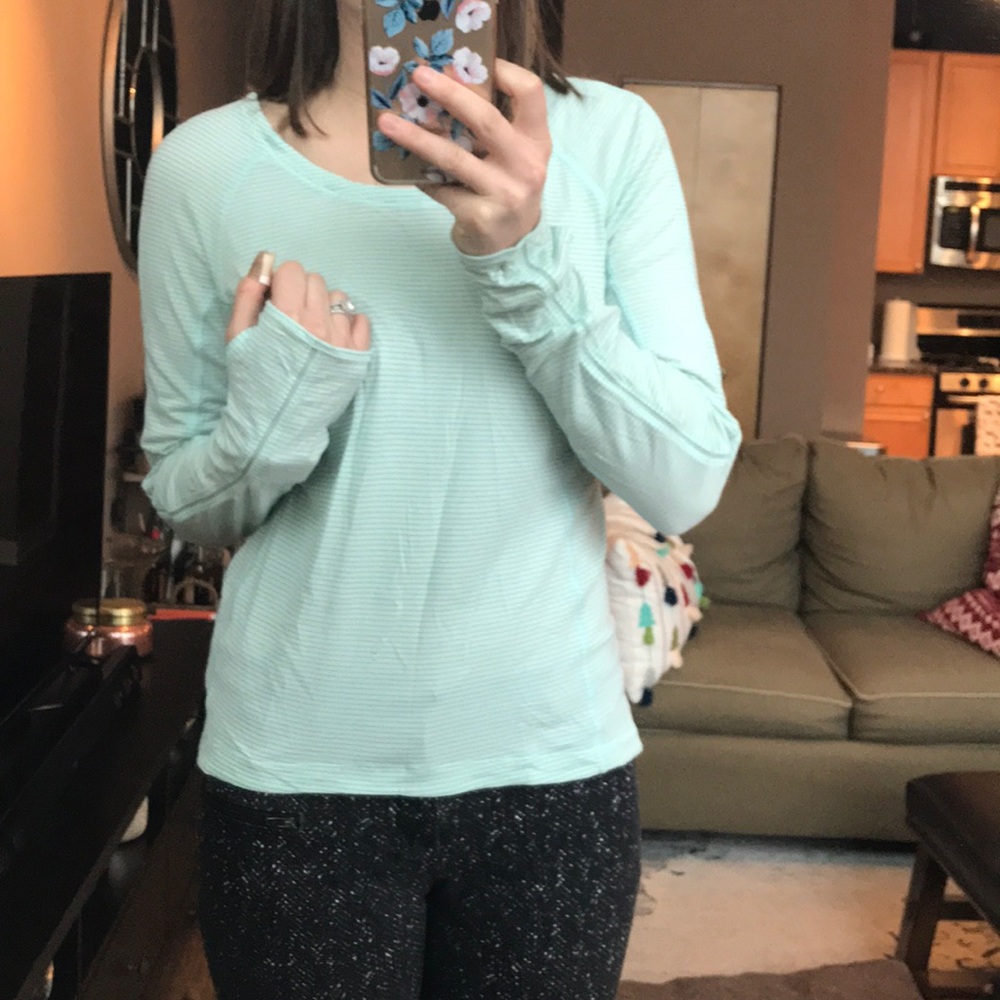 Lululemon long sleeve warm up